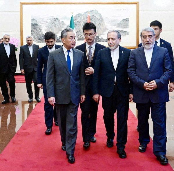 رویترز: چین پس از درخواست ریاض، از تهران خواست برای مهار حوثی‌ها وارد عمل شود