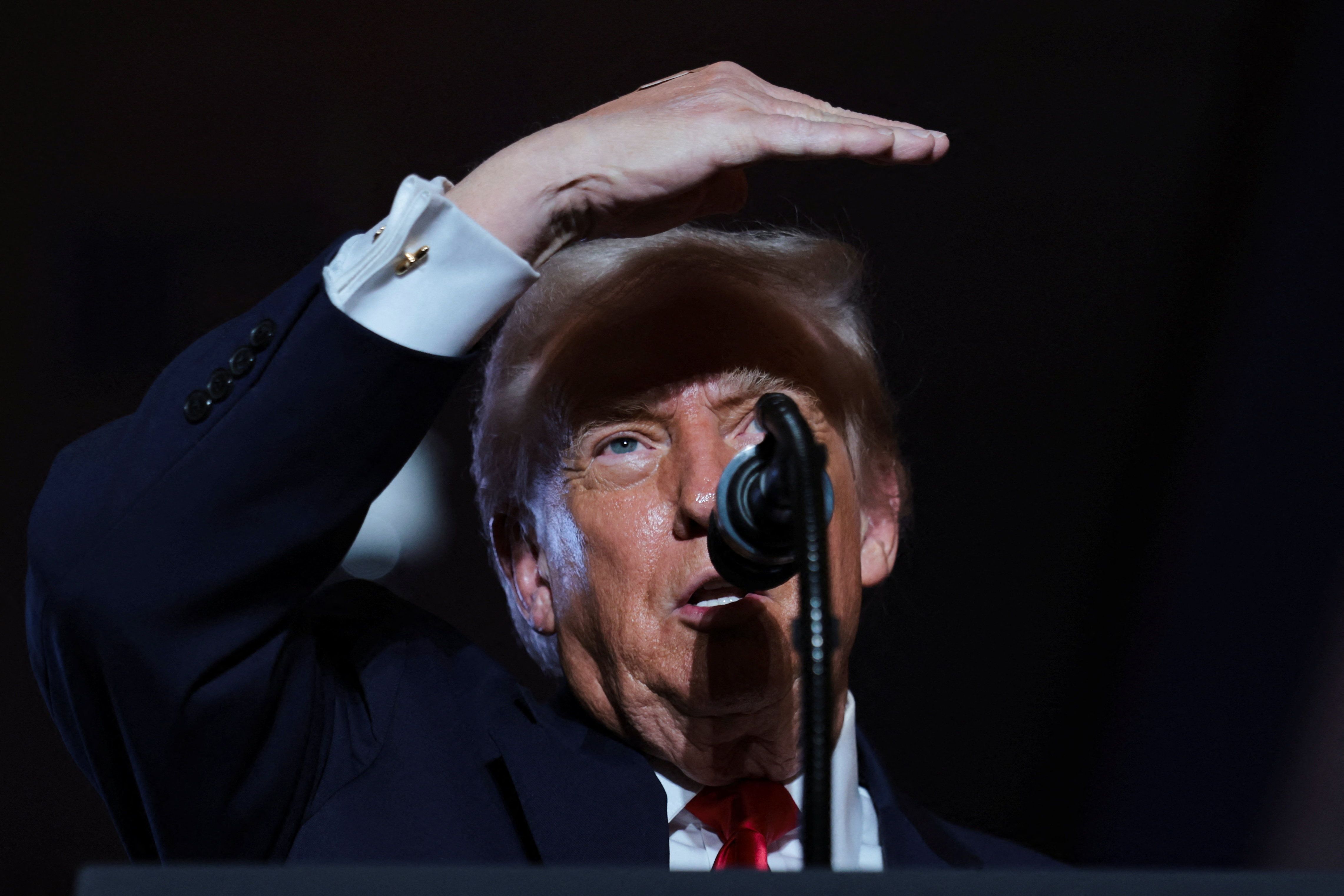 دیلی‌میل: وضع نفتکش‌های مرتبط با ایران می‌تواند ترامپ را به تقابل خطرناک با تهران سوق دهد