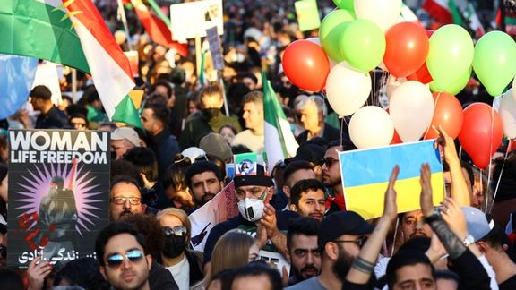A massive Iranian rally against the Islamic Republic in Berlin on October 22, 2022