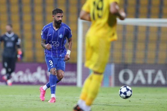 پس از شکست ۷-۱ و انتقاد به خارجیها؛ آرمین سهرابیان با تصمیم ساپینتو از استقلال اخراج شد