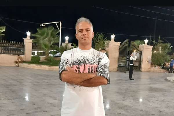 کمپین حقوق بشر ایران: احد شکوهیان، از معترضان دیماه، در خطر اعدام قریبالوقوع است