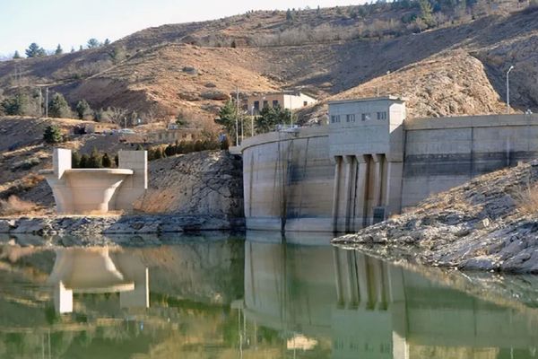 Water reserves in Iran’s second-largest city drop below 3%