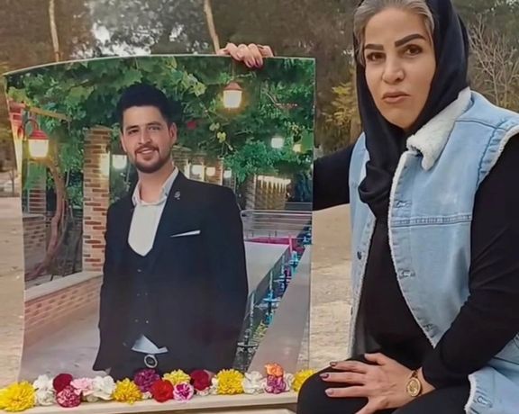 مادر محمد قبادلو، معترض اعدامشده، از آسیب به سنگ مزار فرزندش خبر داد