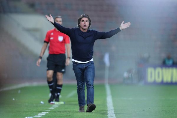 سازمان لیگ برنامه بازیهای استقلال با سپاهان و پرسپولیس را تغییر نداد، ساپینتو ناراحت شد!