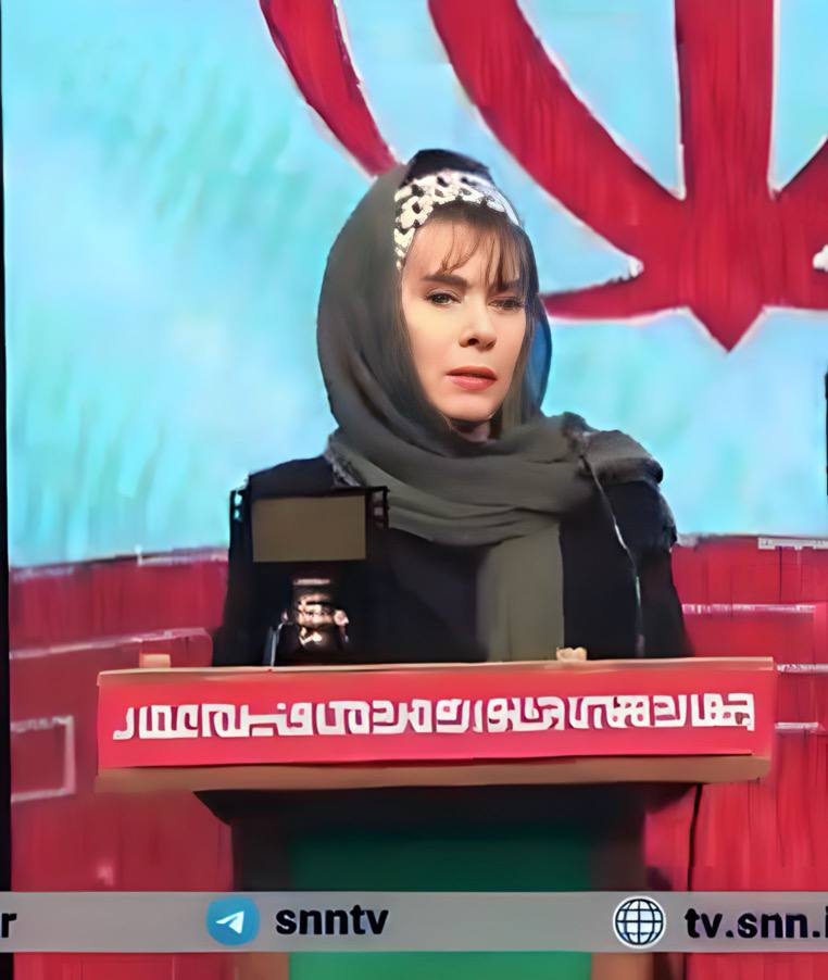 سفیر بولیوی در جشنواره حکومتی «عمار»،‌ حامی حجاب اجباری جایزه گرفت