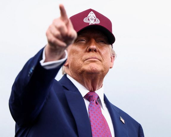 دونالد ترامپ: احتمال توافق با ایران خیلی کمتر شده است