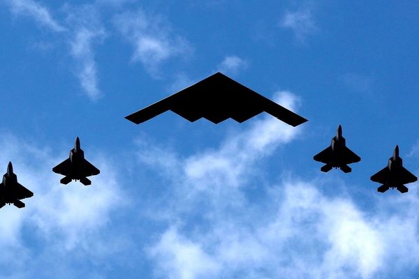 فرمانده ارشد سنتکام گزینههای نظامی علیه جمهوری اسلامی را به ترامپ داد