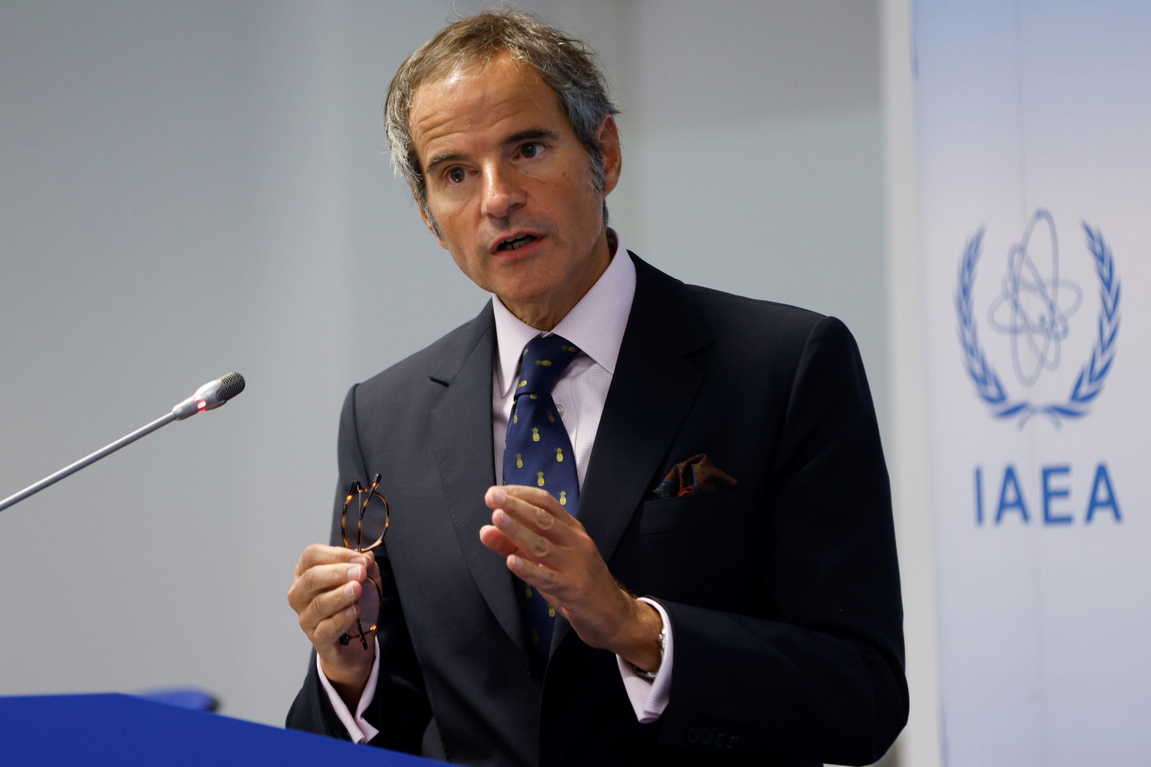 گروسی در پاسخ به ایران‌اینترنشنال اظهارات رییس سازمان انرژی اتمی ایران را تکذیب کرد