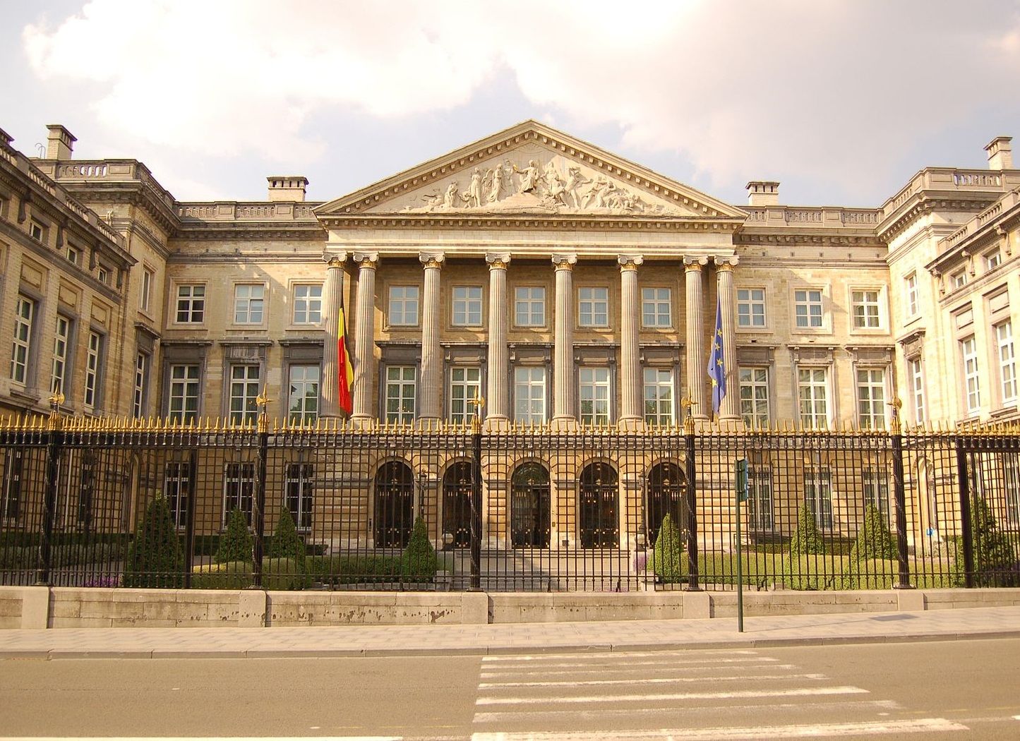 تجمعات احتجاجية أمام سفارات بلجيكا والمعارضة البلجيكية ترفض اتفاقية تبادل السجناء مع إيران