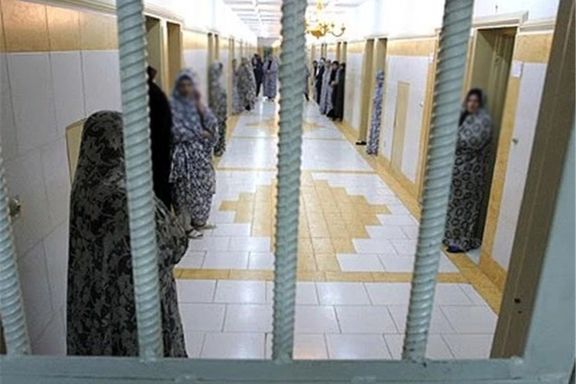 حقوقيات يطالبن بإغلاق سجن قرجك للنساء في إيران.. بسبب "أوضاع مروعة"