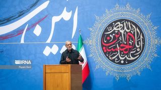 What challenges does Pezeshkian face in cabinet appointments?