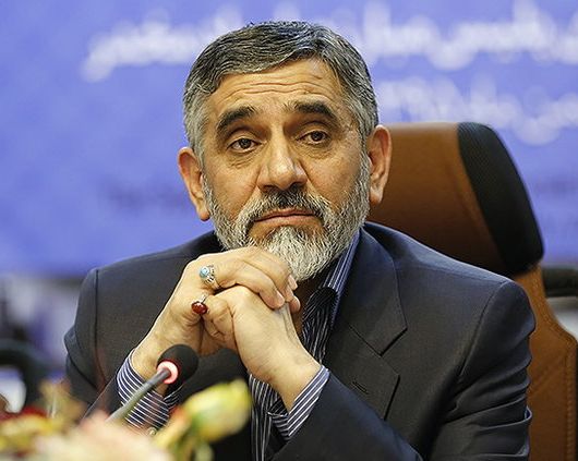 رییس ستاد مبارزه با قاچاق ارز: وزارت بهداشت با ارز داروهای اضطراری، میز و صندلی وارد کرد