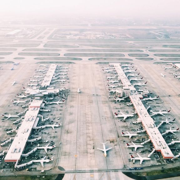 در پی حمله اسرائیل، فرودگاه حلب در سوریه از کار افتاد