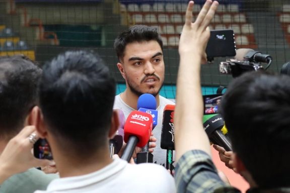 وزیر ورزش بهدلیل انتقاد کاپیتان تیم ملی والیبال از وزارت ورزش، خواستار جریمه شریفی شد