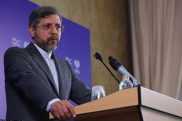 US sending mixed messages on nuclear talks, Iran deputy FM says