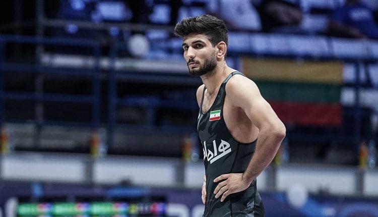 علیرضا نجاتی،‌ کشتی‌گیر عفو شد