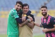 کریم باقری به بیرانوند: «مجسمه قلعهنویی را بساز و بگذار خانهات، حالش را ببر!»