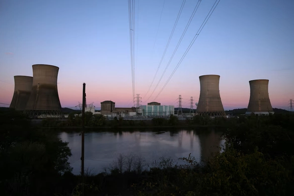 ۱۰ راکتور جدید برای گسترش صنعت هستهای در آمریکا ساخته میشود