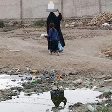 عصرجنوب: برخی اهالی روستای منصوره در خوزستان به دلیل بیآبی، آب کولر را مینوشند