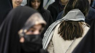 Hardliners outmaneuver Pezeshkian with final push for hijab bill