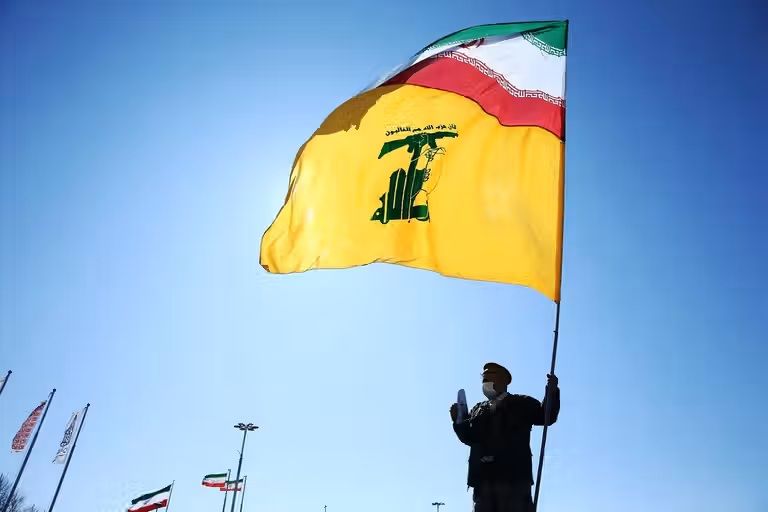 خشم شهروندان از کمک ۲۰۰ میلیون دلاری به حزب‌الله: پول ایران حق مردم ایران است