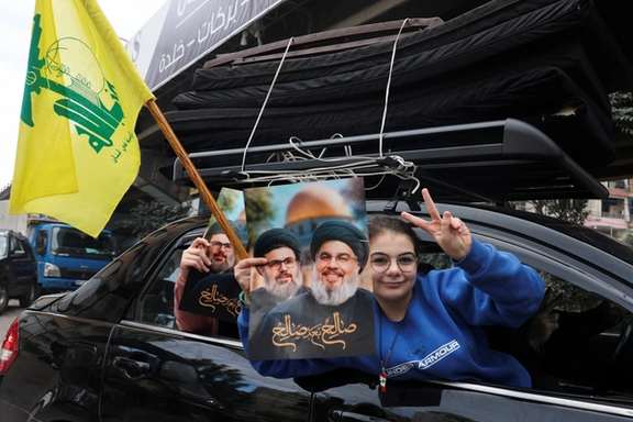 لبنانیها پس از اعلام آتشبس در حال بازگشت به خانههایشان در جنوب این کشور هستند