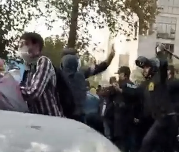 منظمة حقوق الإنسان الإيرانية تطالب برد فوري من المجتمع الدولي على تعذيب المعتقلين المحتجين