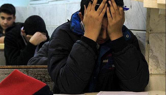 دراسة إيرانية: العنف والانتحار أكثر ما يهدد حياة الطلاب