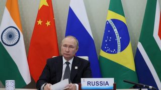 As Putin Arrives In Tehran, Hardliners See It As An Anti-West Move