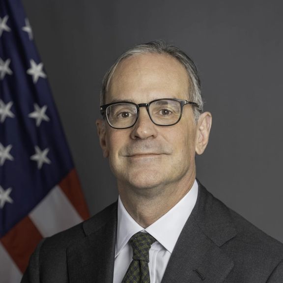 رئيس الفريق الفني الأميركي في المفاوضات: يجب تشكيل جبهة موحدة في مواجهة النظام الإيراني