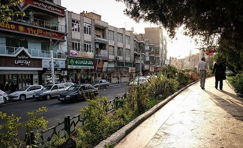 High Housing Cost, Low Incomes, Inflation Three Top Concerns In Tehran