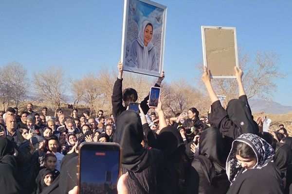 مراسم چهلم بهعنوان بازسازی جامعه از درون