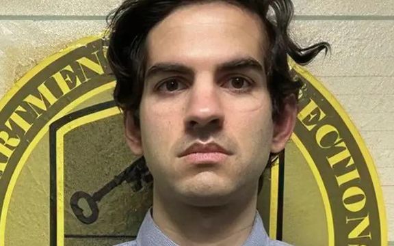 آصف ویلیام رحمان، کارمند سیآیای، به افشای اسناد طرح حمله اسرائیل به ایران اعتراف کرد