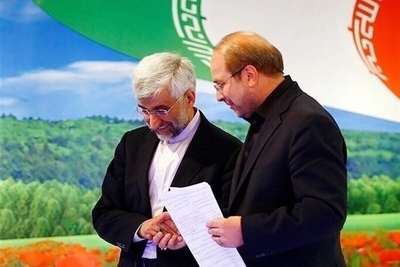 آسوشیتدپرس: دو جناح جمهوری اسلامی برای تعیین سرنوشت جنگ و آینده قدرت رقابت میکنند