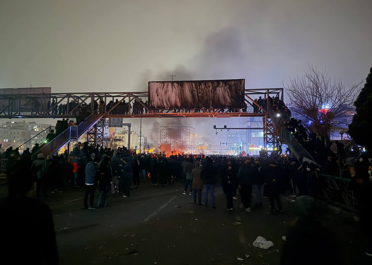 فراخوان شاهزاده رضا پهلوی: برای اعتصاب سراسری، تسخیر مراکز شهرها و حفظ آن‌ها آماده شوید