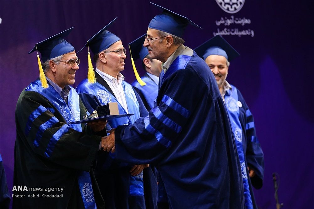 Iran loses 1,500 top university professors in five years