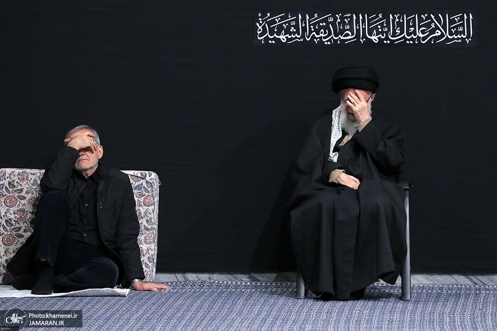 خوفًا من الاغتيال.. المسؤولون الإيرانيون يغيّرون منازلهم كل ليلة ويبتعدون عن الهواتف 