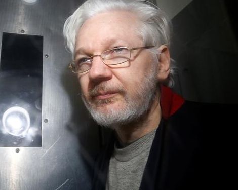 دادگاه عالی بریتانیا در پرونده جولیان آسانژ به نفع آمریکا رای داد؛ احتمال استرداد بیشتر شد