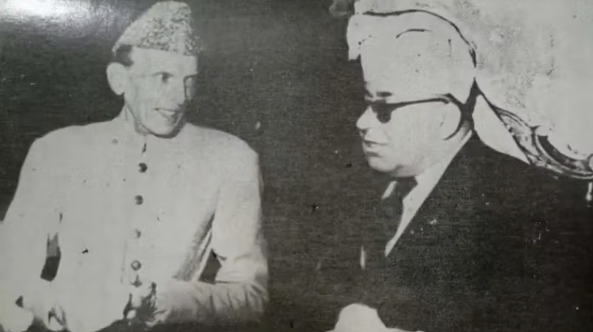 میر احمد خان، خان کلات با محمد علی جناح، بنیانگذار پاکستان در سال ۱۹۴۸