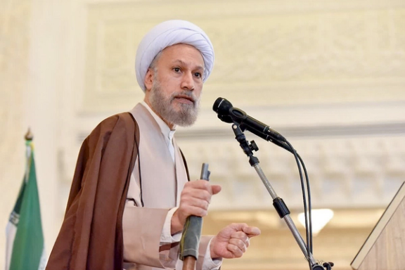 نماینده خامنهای در فارس: باید کمکهای مالی مردم برای غزه آماده باشد