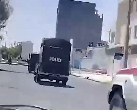 السلطات الإيرانية تصعد من ضغوطها على متظاهري زاهدان.. ووجود أمني وعسكري كثيف في المدينة