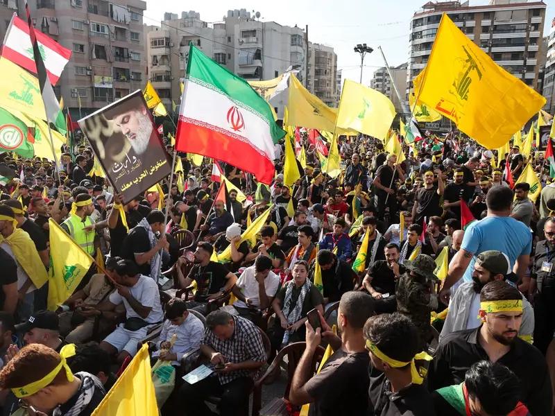 عبد اللهيان في بيروت.. وواشنطن تهدد بعقوبات إذا تم تزويد إيران أو حزب الله بنظام دفاع جوي