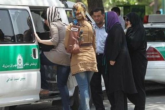 پارلمان اروپا جمهوری اسلامی را بهدلیل اعمال تبعیض سیستماتیک علیه زنان محکوم کرد