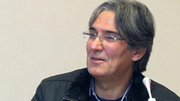 Economist Ehsan Soltani (file photo)