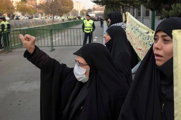 نماینده کاشمر: سند داریم که بعضی از تجمعکنندگان حامی حجاب پول گرفتند