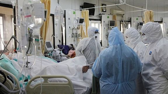 عضو مجمع نمایندگان گیلان: به دلیل کمبود تخت بیماران را در خیابانها بستری میکنند