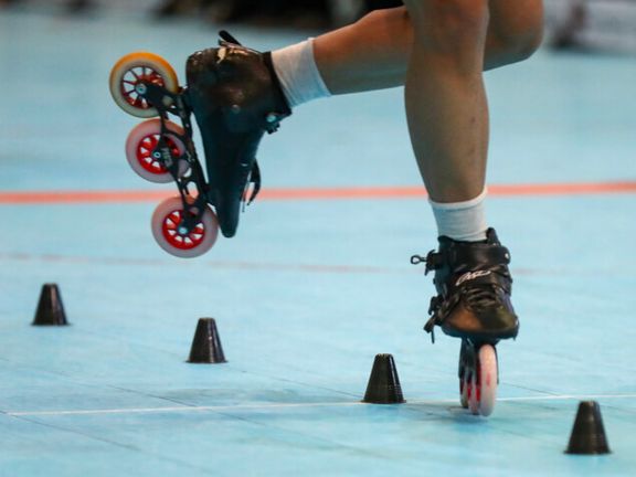 یک جوان در قم بهخاطر پوشیدن شلوارک بازداشت و موظف به خلاصهنویسی کتاب مذهبی شد