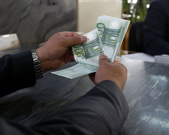 محمد ناطقی، اقتصاددان: طبیعی است هیچکس برای بررسی وضع سرمایهگذاری در ایران اقدام نکرده