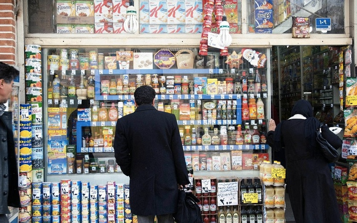 بحران معیشت در ایران و ناپیدا بودن تاثیر رشد اقتصادی اعلام شده از سوی حکومت