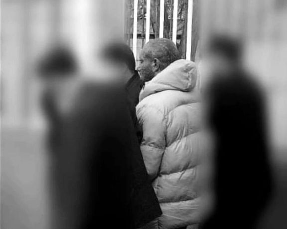 تصویر منتشر شده از تتلو بعد از بازداشت در ایران